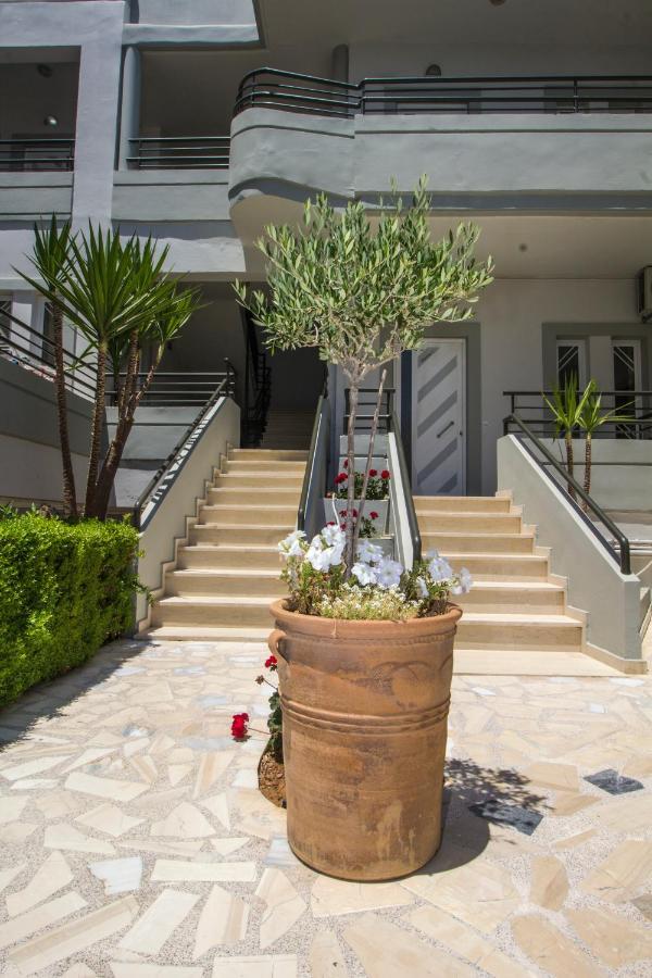Elia Stalos Apartments Exterior photo